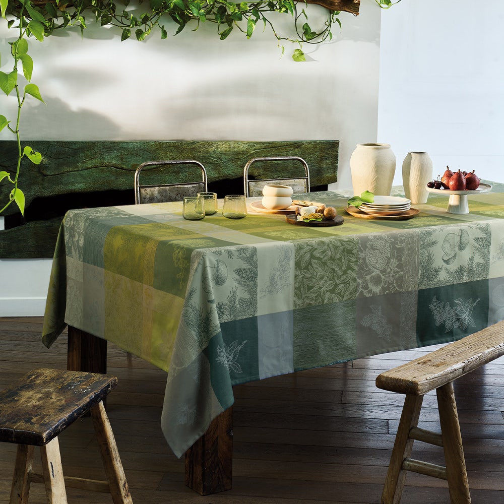 Linen tablecloth shop